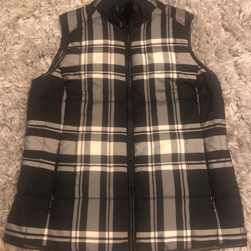 Unworn Women’s Lauren sleeveless vest jacket